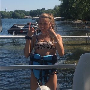 Meet your Posher, Brylei